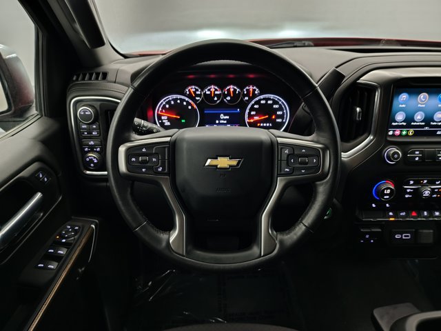 Used 2021 Chevrolet Silverado 1500 LT AWD/4WD image 39