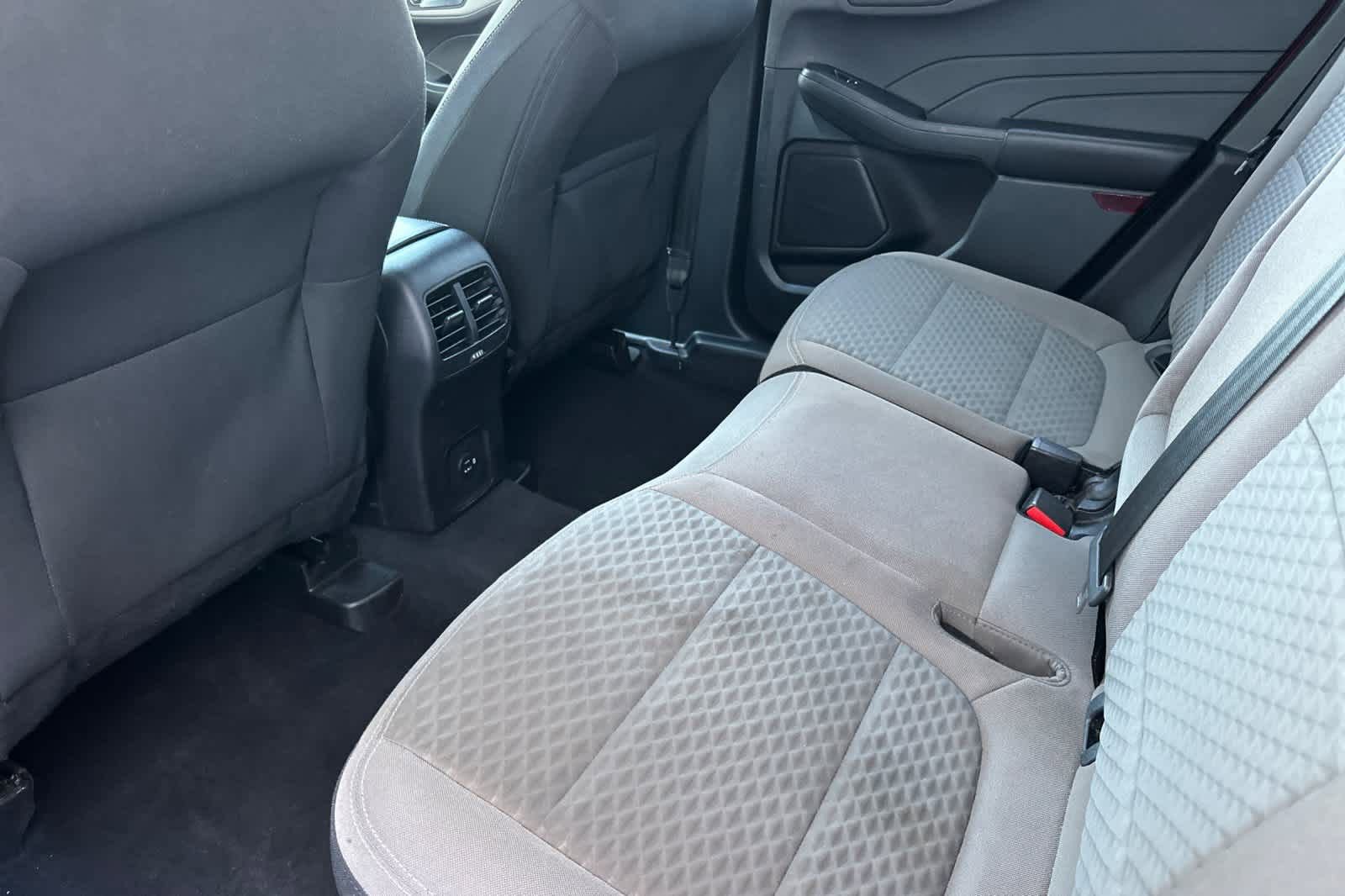 Certified 2021 Ford Escape SE w/ SE Sport Appearance Package FWD image 4