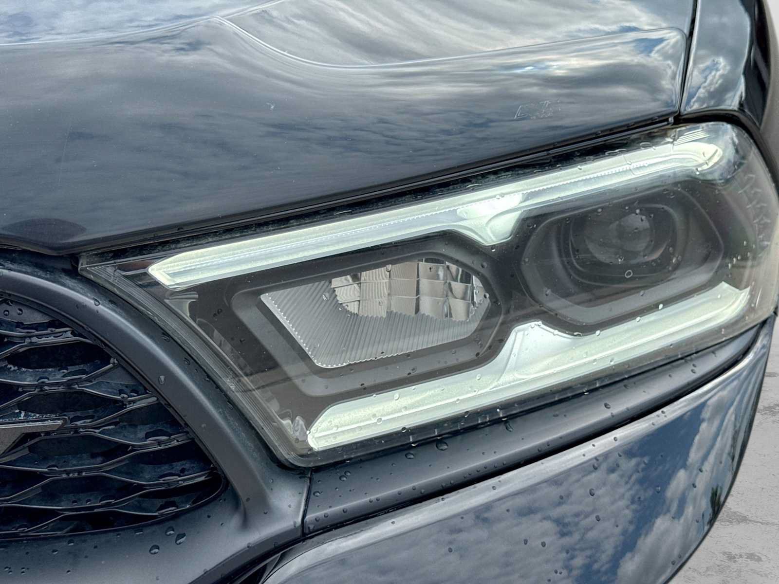 Used 2022 Dodge Durango SRT w/ Black Package AWD/4WD image 10
