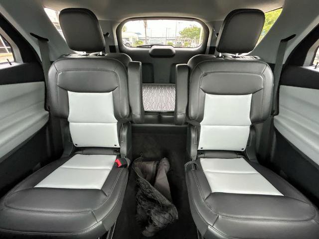 Certified 2023 Ford Explorer XLT w/ Equipment Group 202A RWD image 26