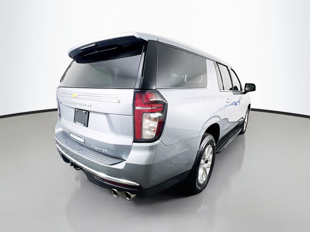 Used 2023 Chevrolet Suburban Premier w/ Advanced Technology Package AWD/4WD image 6