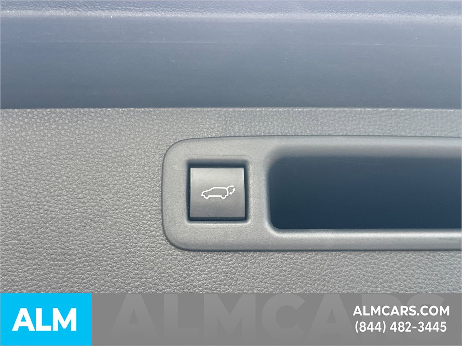 Used 2021 Toyota Highlander XLE image 22