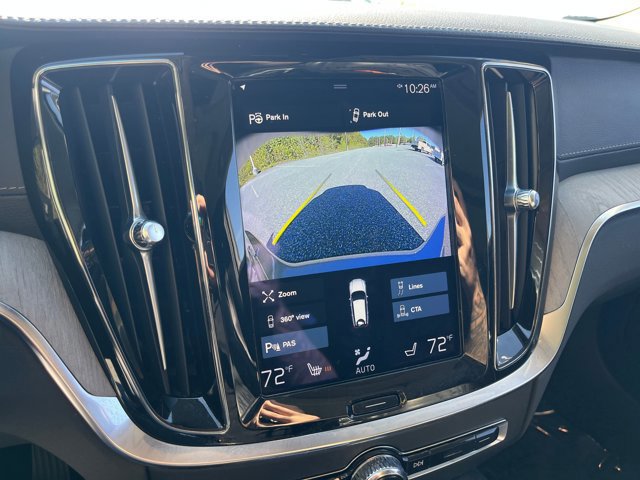 Used 2021 Volvo V60 T5 Cross Country image 25