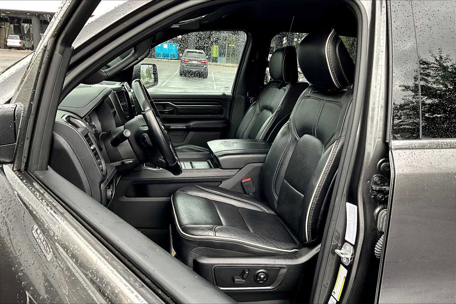 Used 2022 RAM 1500 Limited image 13