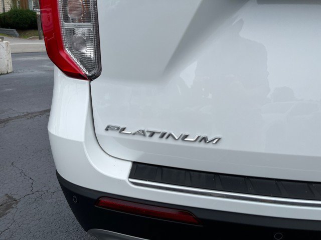 Certified 2024 Ford Explorer Platinum w/ Technology Package AWD/4WD image 6