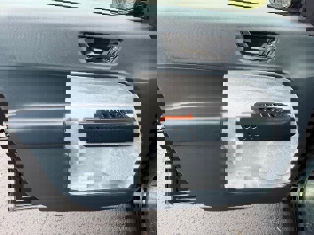 Certified 2023 Ford Maverick XLT w/ Equipment Group 300A Standard image 11