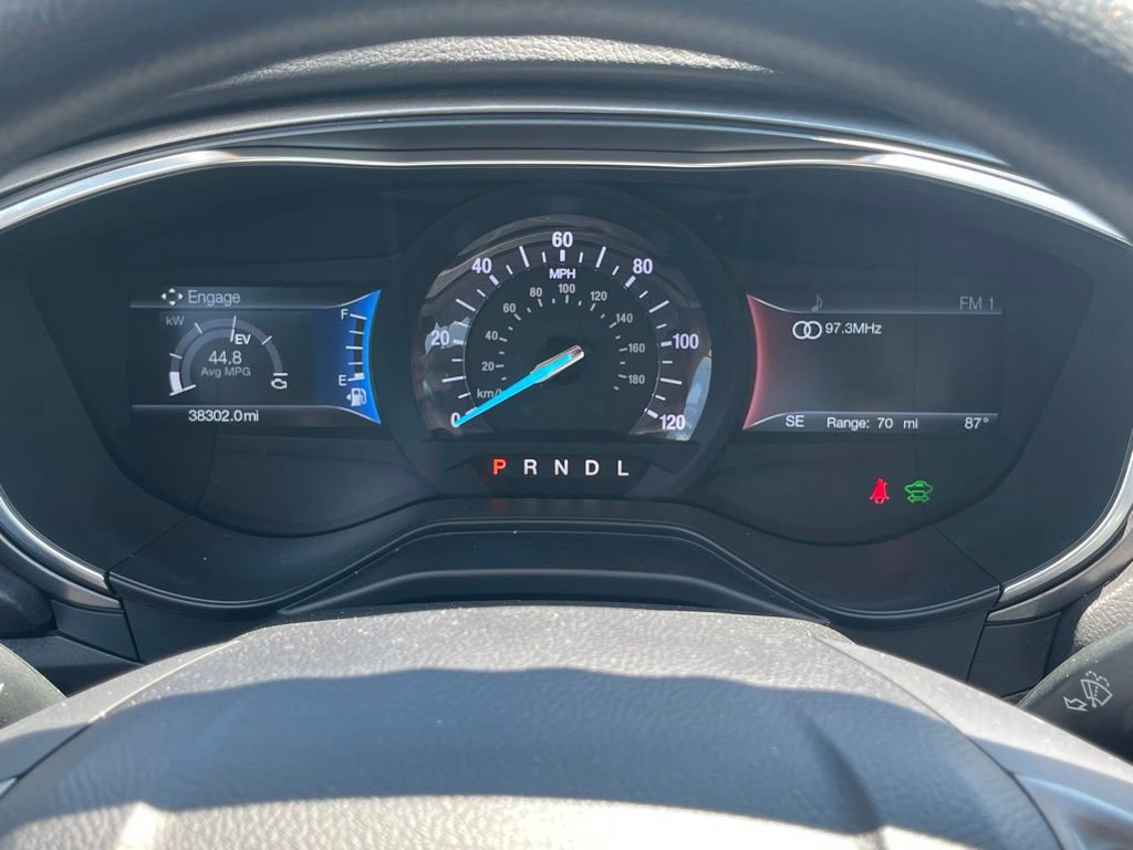 Certified 2020 Ford Fusion SE FWD image 29