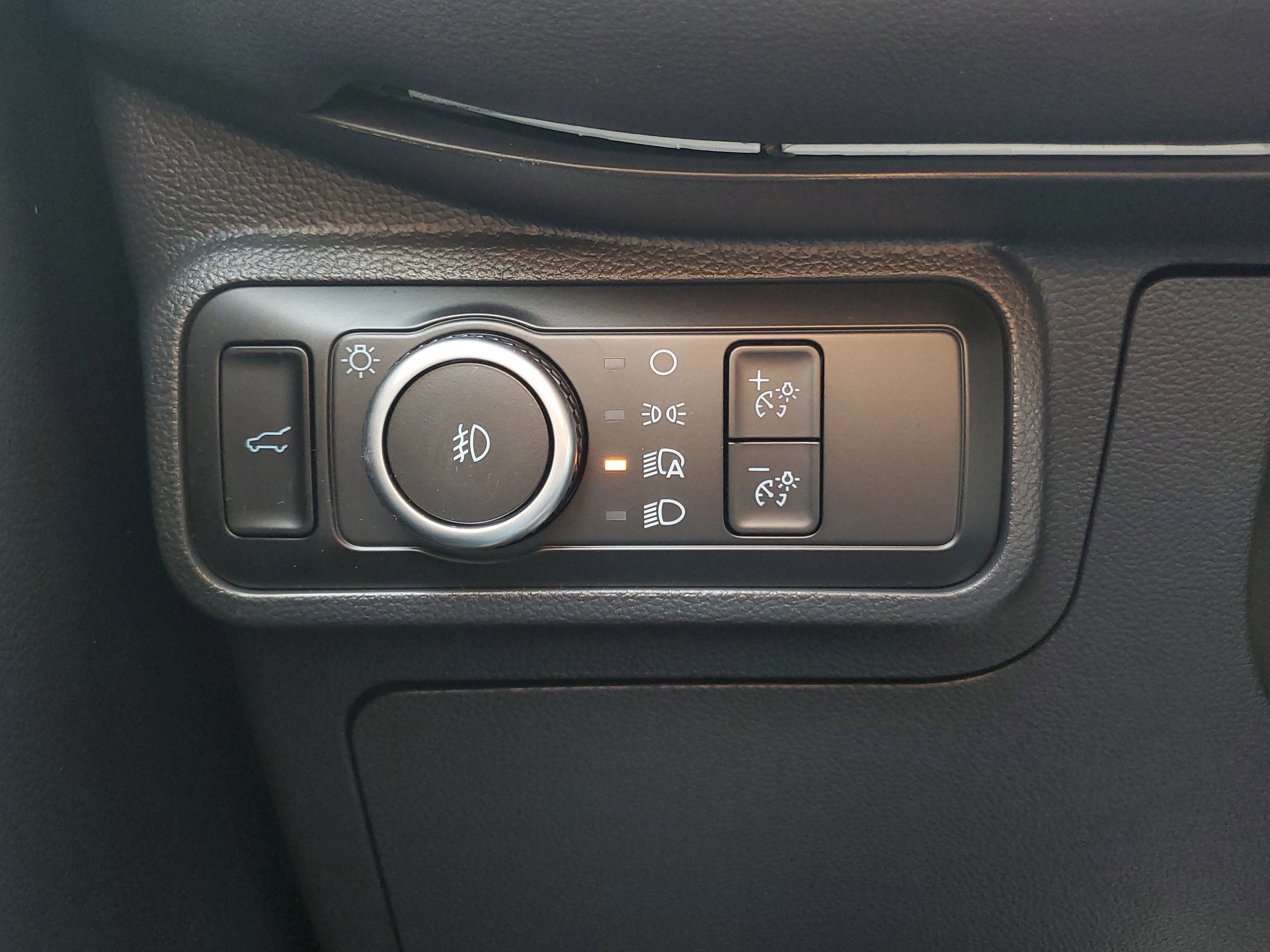 Certified 2025 Ford Explorer ST image 30