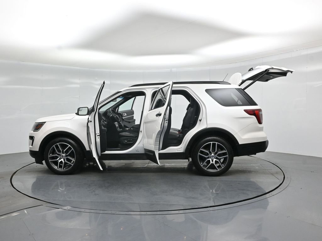 Certified 2018 Ford Explorer Sport image 58