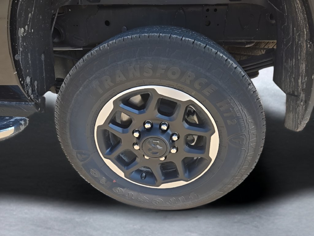 Used 2026 RAM 3500 Laramie AWD/4WD image 31