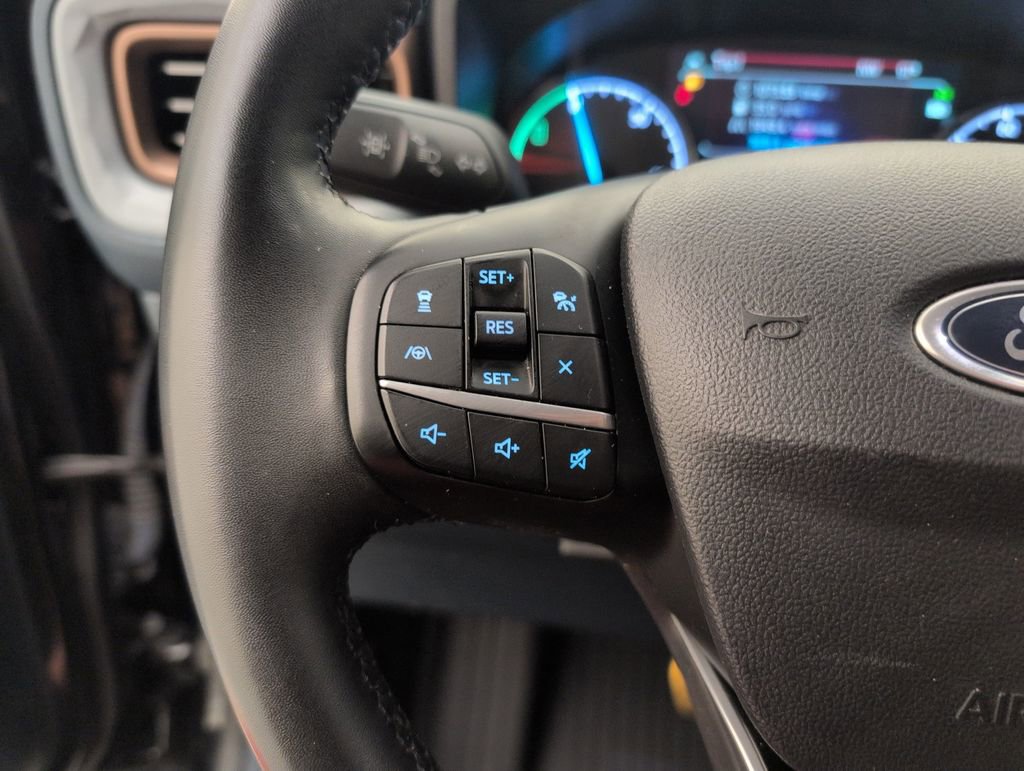 Certified 2024 Ford Maverick Lariat FWD image 35