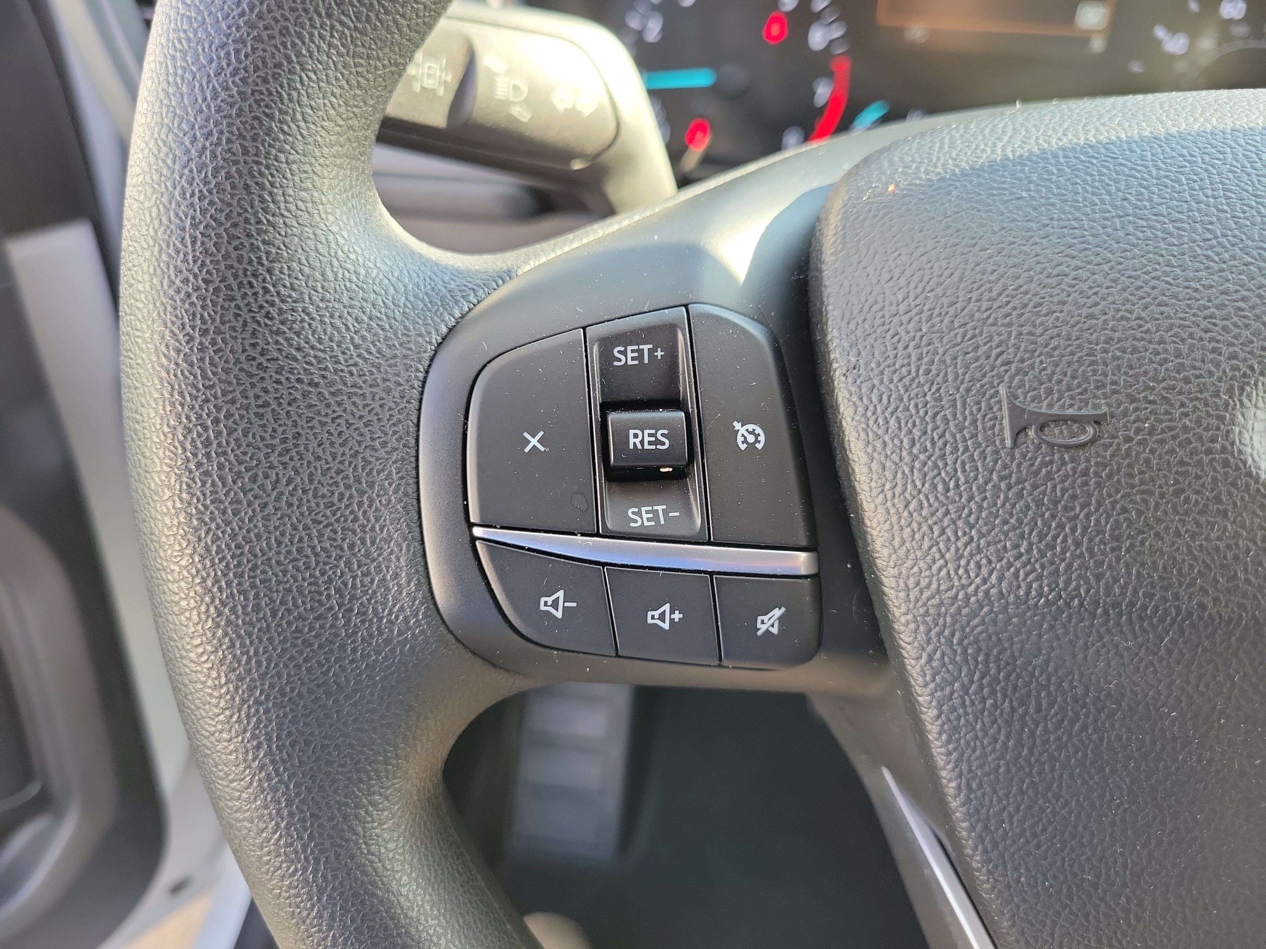 Certified 2020 Ford Escape SE FWD image 5