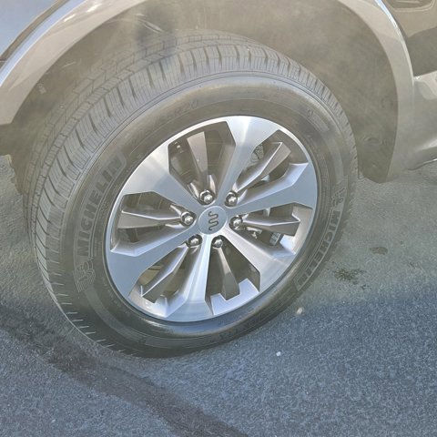 Certified 2019 Ford F150 King Ranch w/ Equipment Group 601A Luxury image 9