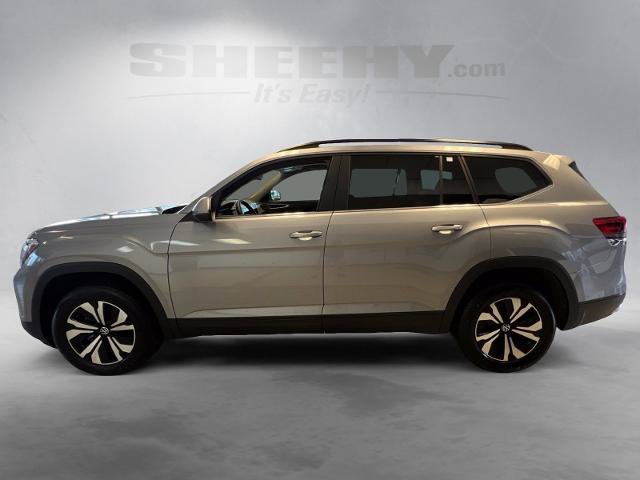 Used 2024 Volkswagen Atlas SE AWD/4WD image 14