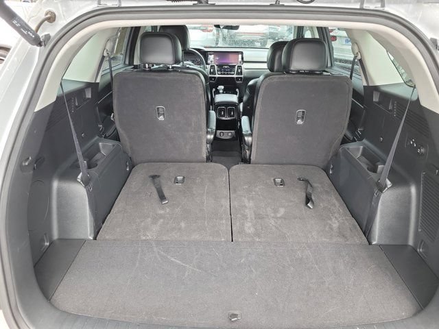 Used 2023 Kia Sorento EX w/ Panoramic Sunroof Package FWD image 7