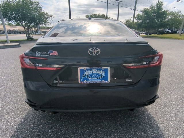 Used 2025 Toyota Camry SE w/ Multimedia Upgrade Package image 4