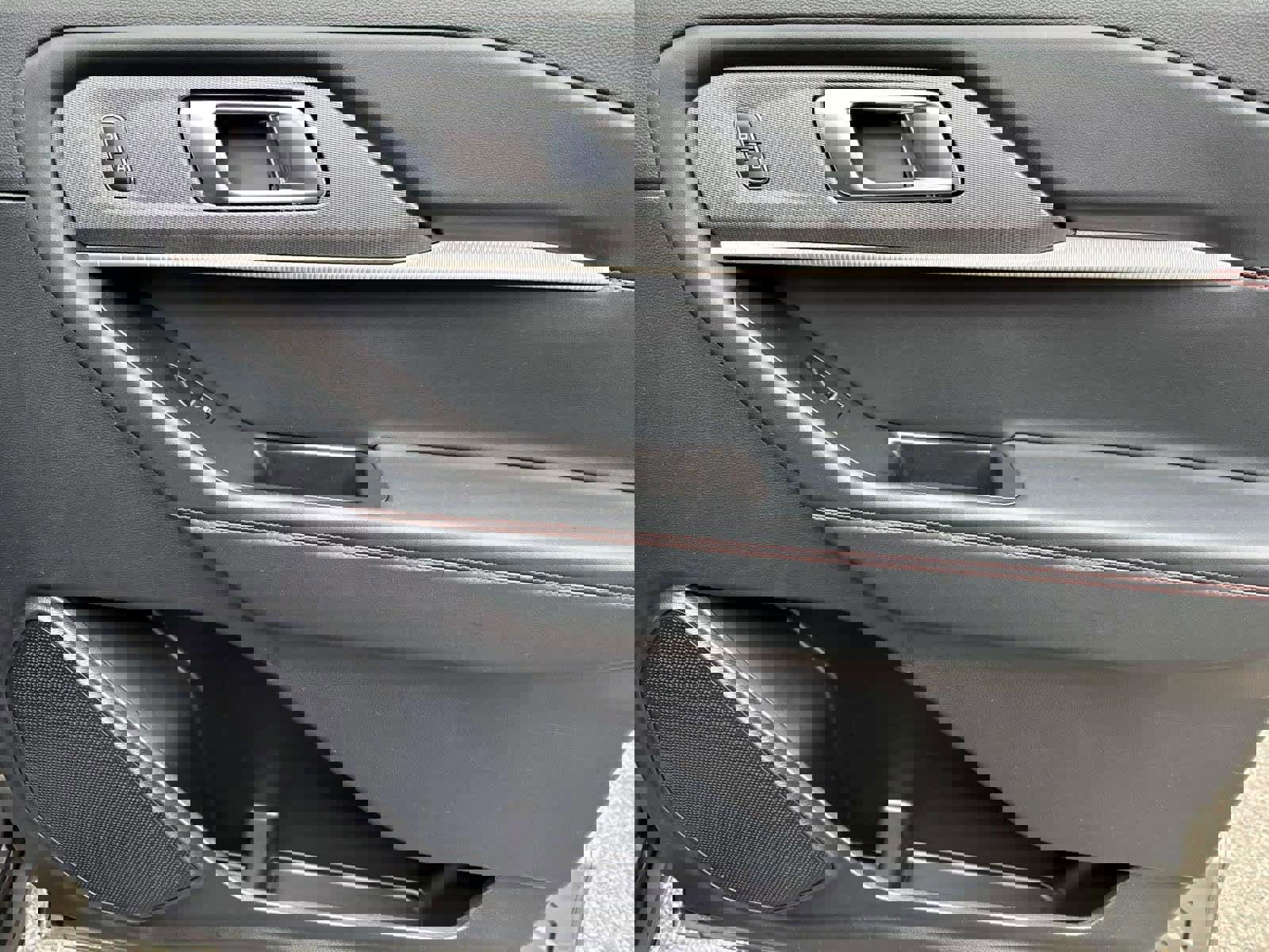 Certified 2025 Ford Explorer ST-Line w/ ST-Line Street Pack image 11