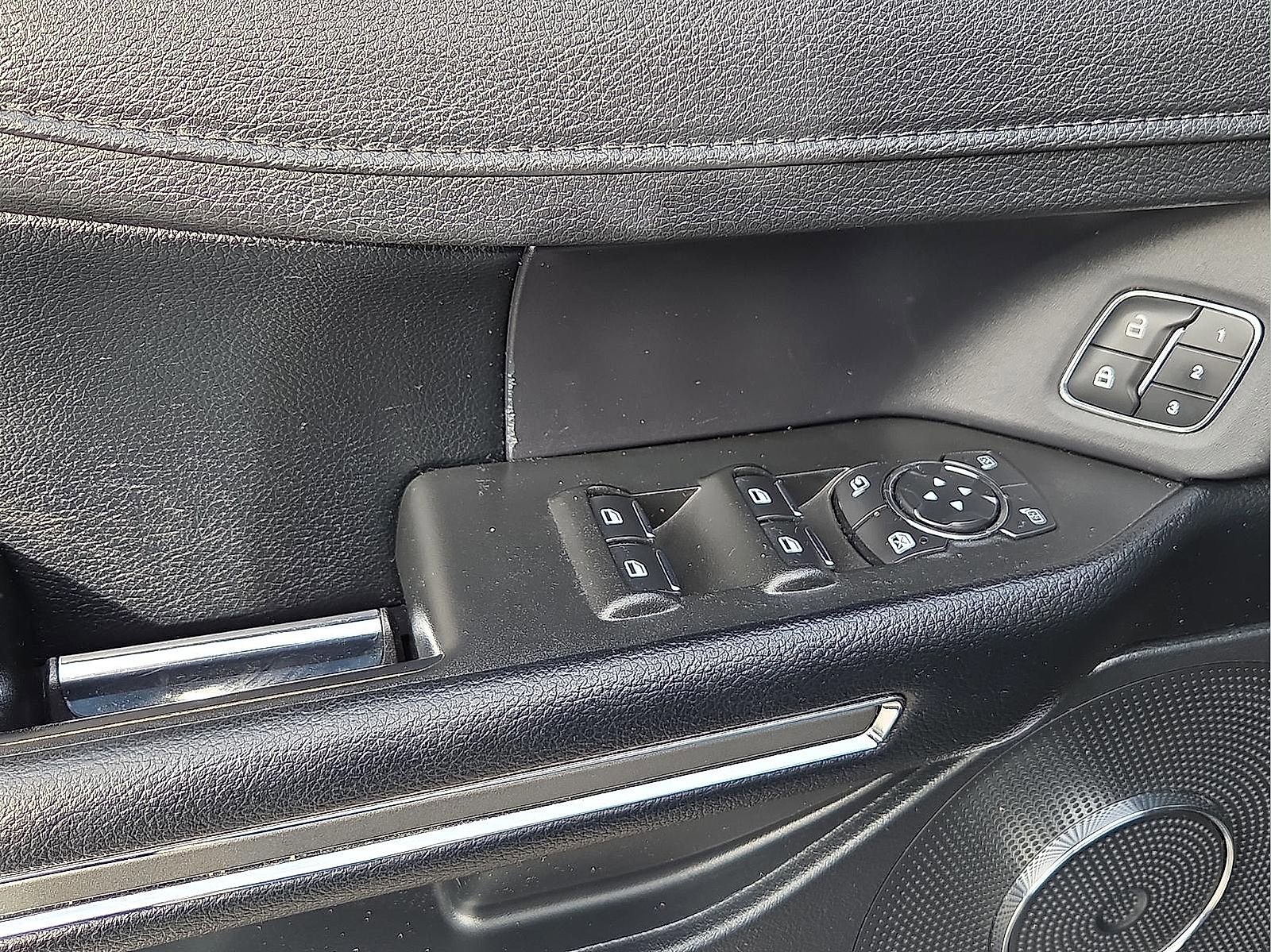 Certified 2021 Ford Expedition XLT image 14