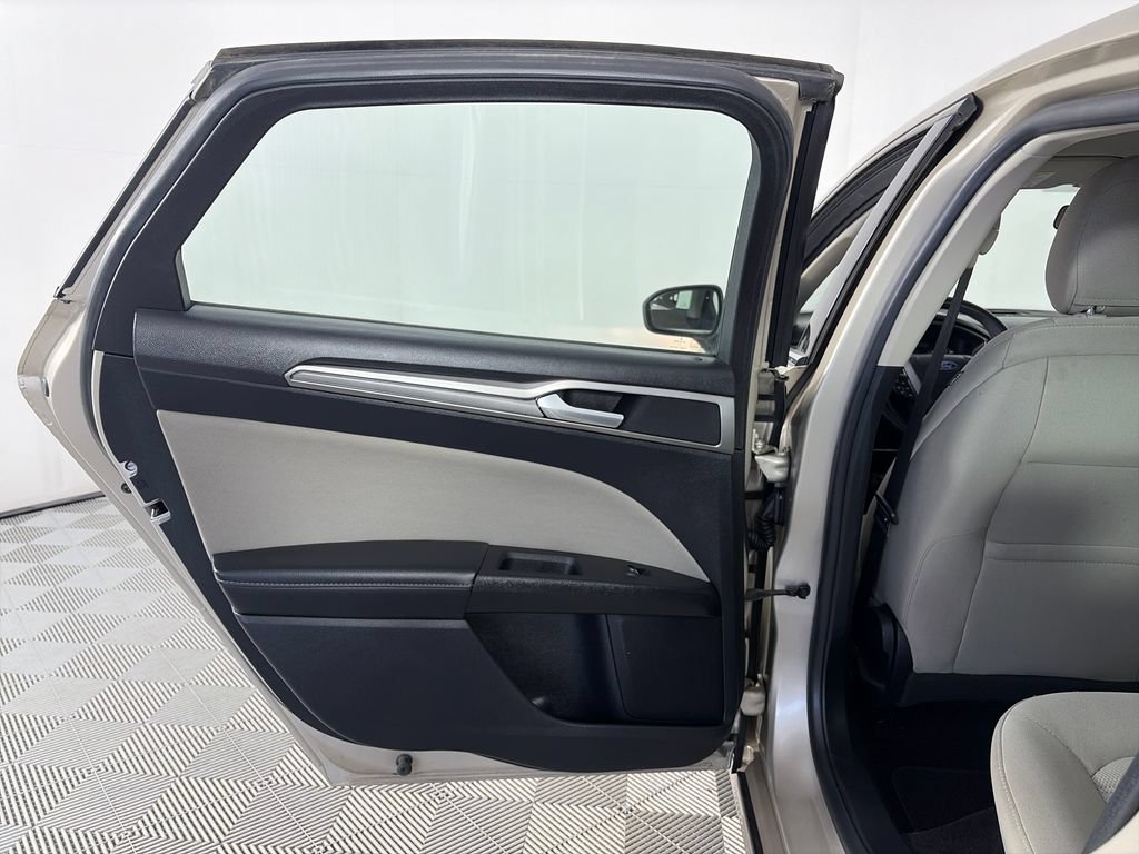 Certified 2018 Ford Fusion S FWD image 12