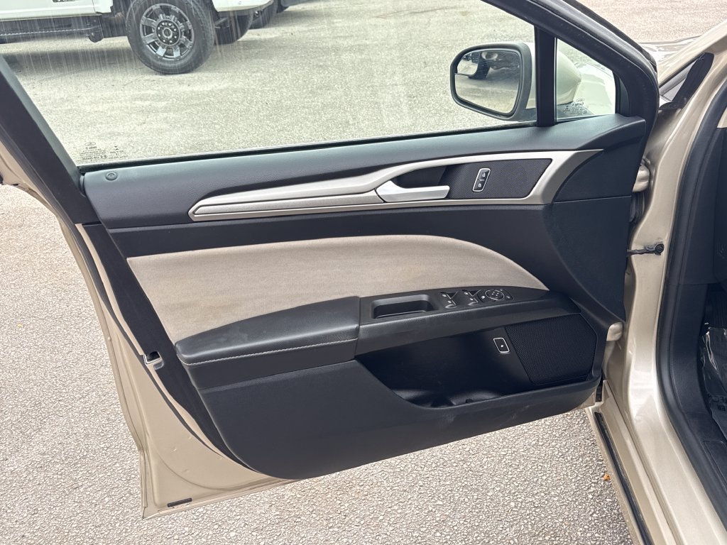 Certified 2018 Ford Fusion S FWD image 11