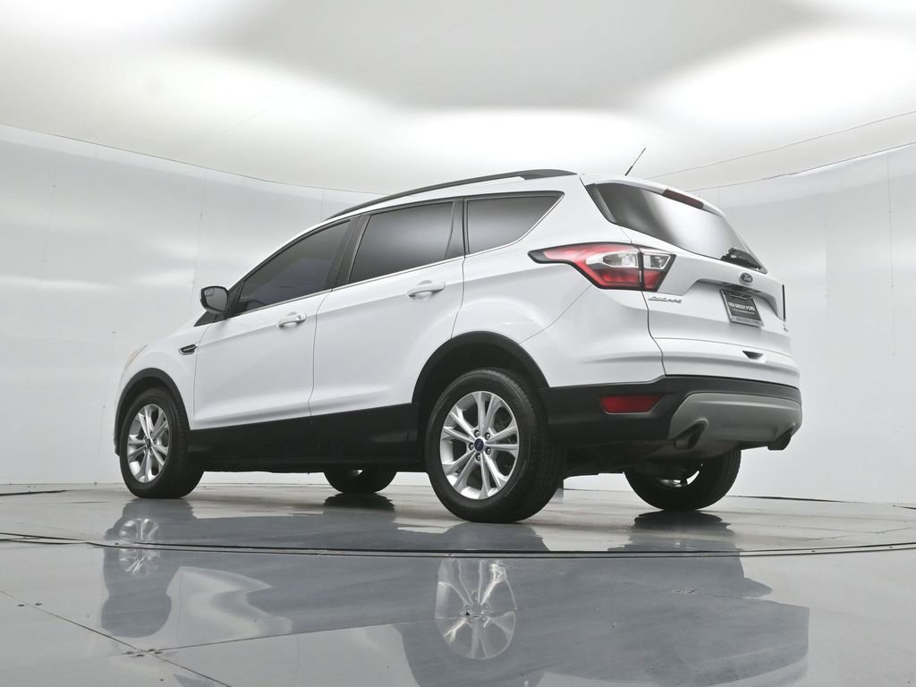 Certified 2018 Ford Escape SE FWD image 50