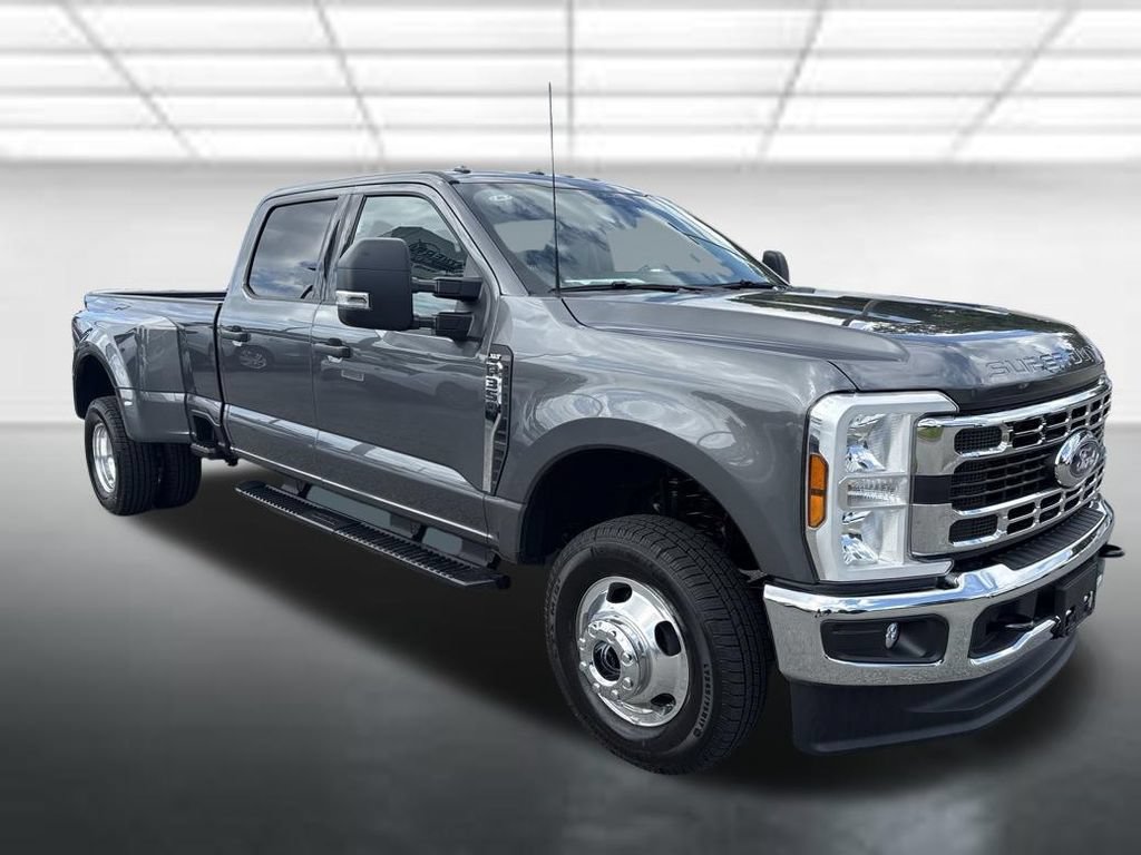 Certified 2026 Ford F350 XLT AWD/4WD image 33