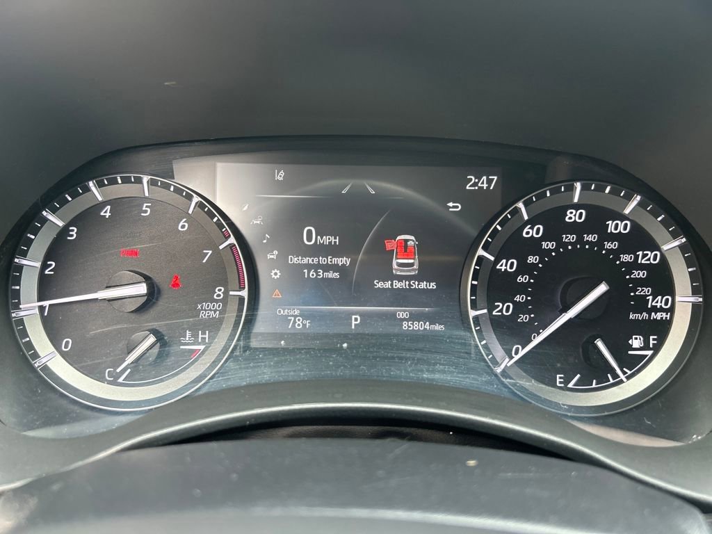 Used 2021 Toyota Highlander XLE AWD/4WD image 18