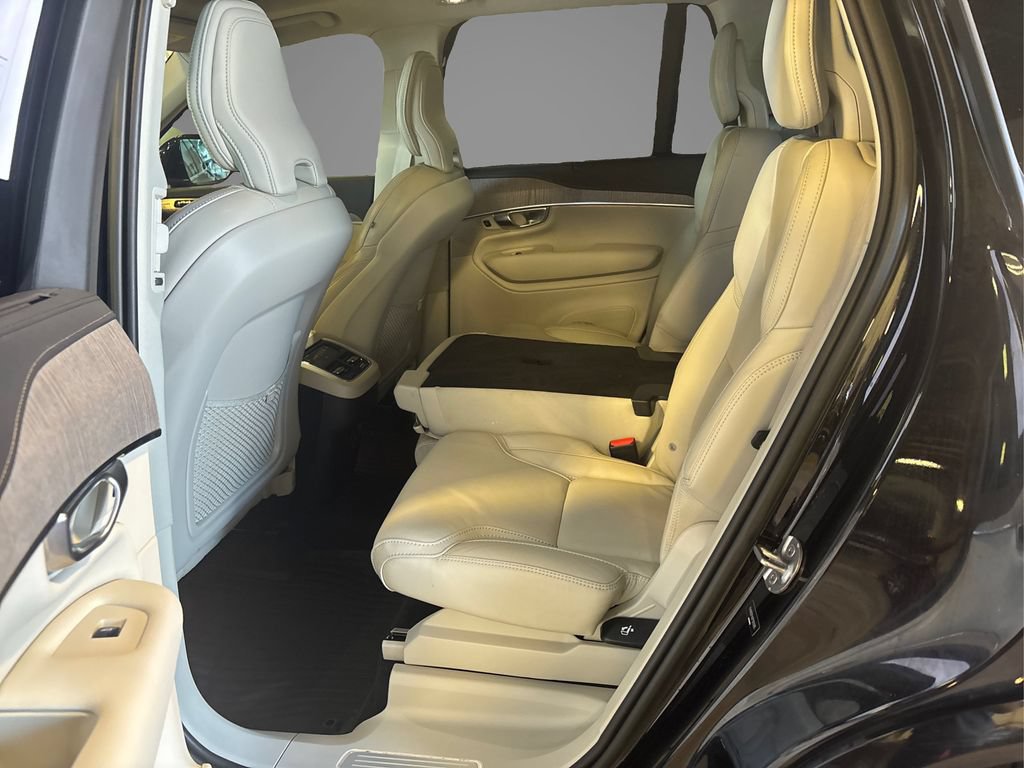 Used 2023 Volvo XC90 B6 Ultimate w/ Protection Package Premier AWD/4WD image 11