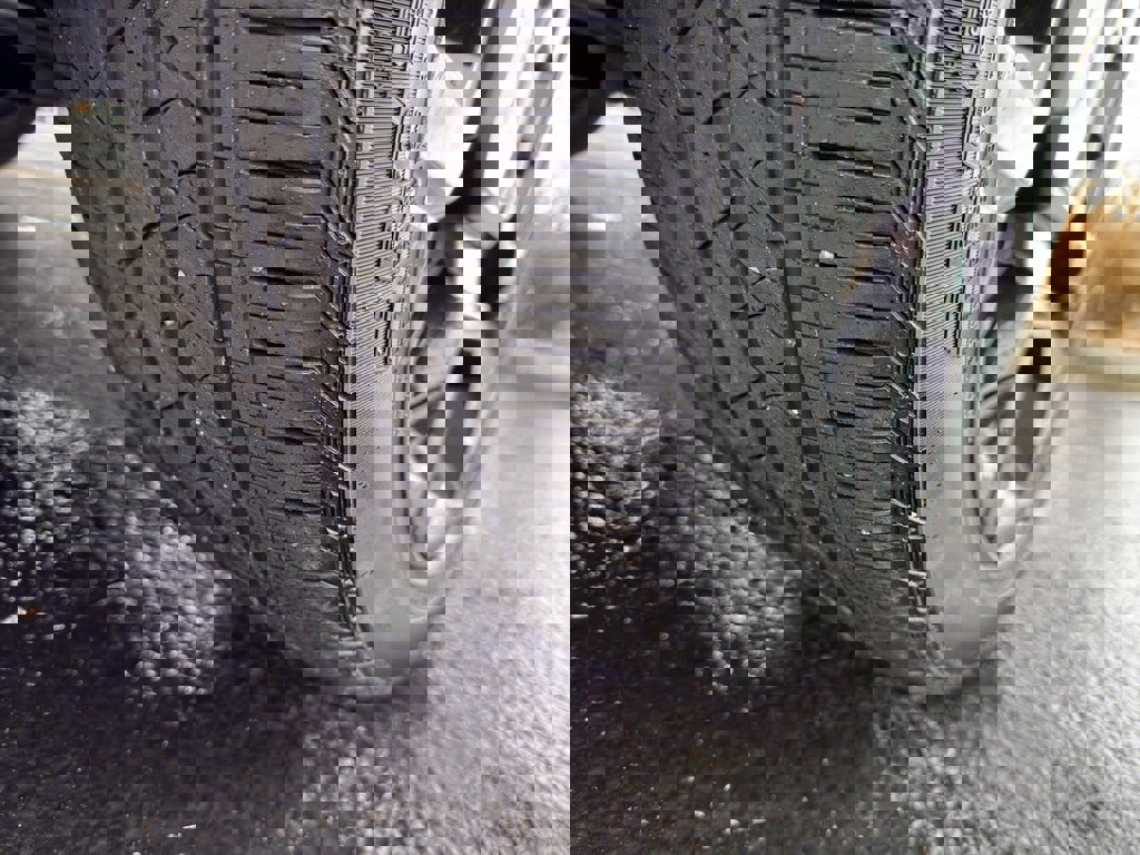 Used 2025 Kia Sorento SX image 12