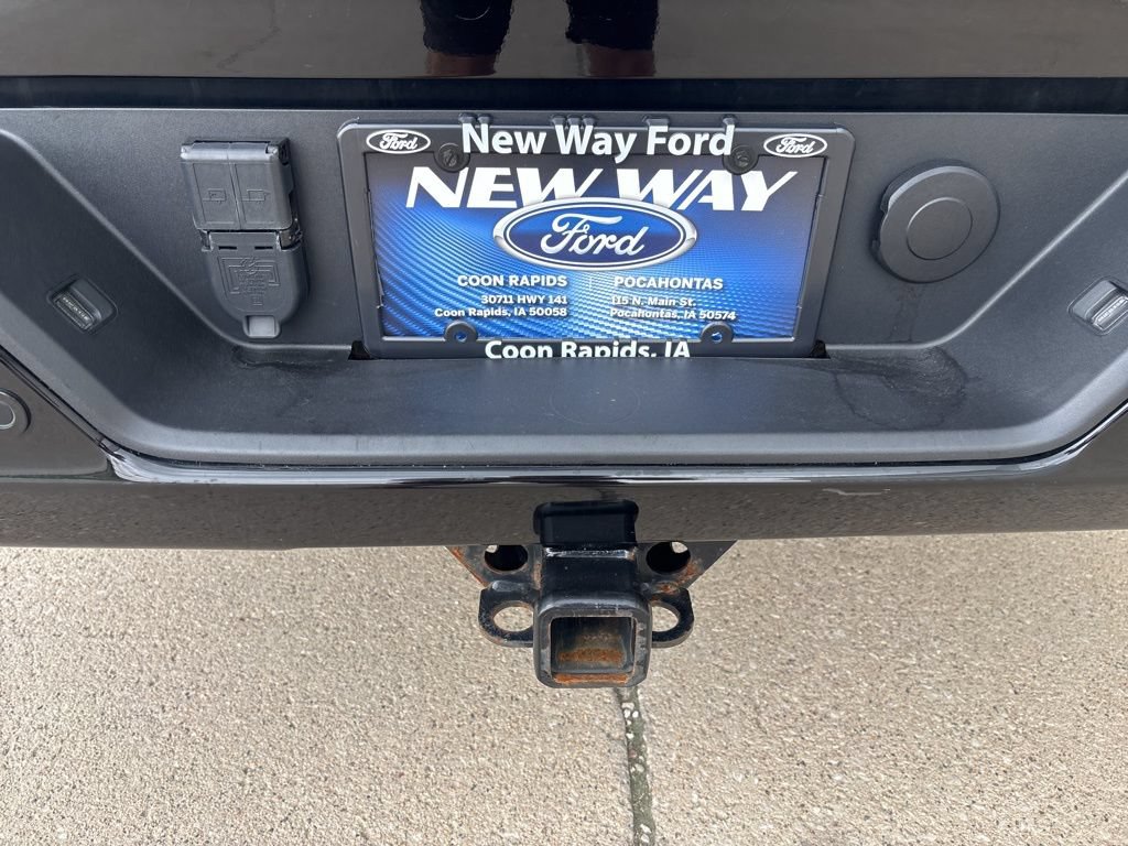 Used 2024 Chevrolet Silverado 1500 RST AWD/4WD image 9