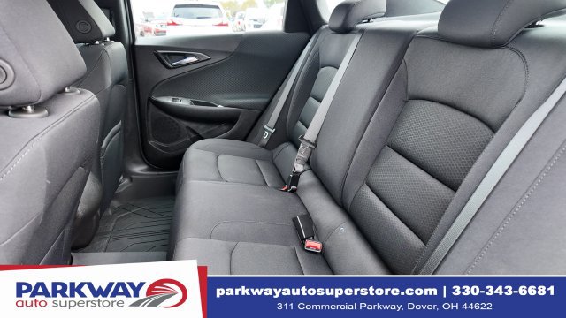 Used 2025 Chevrolet Malibu RS FWD image 14