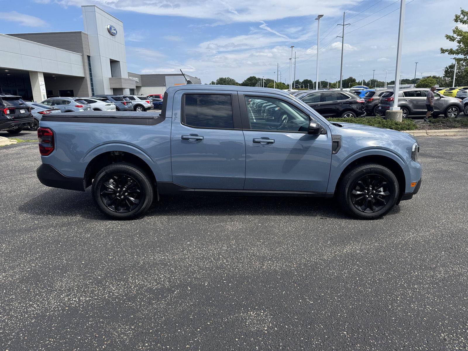 Certified 2024 Ford Maverick Lariat w/ Black Appearance Package FWD image 3