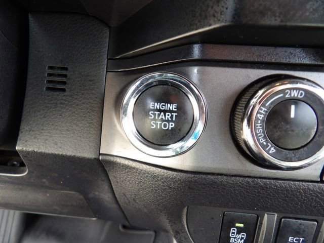 Used 2023 Toyota Tacoma TRD Off-Road w/ Technology Package AWD/4WD image 23