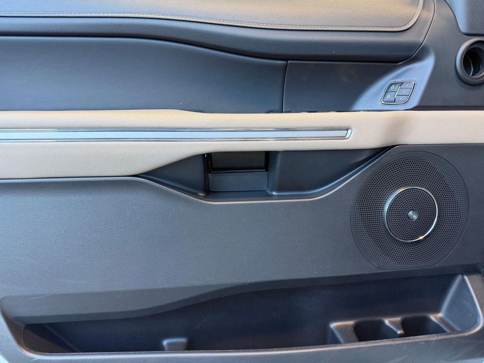 Certified 2024 Ford Expedition Limited image 24