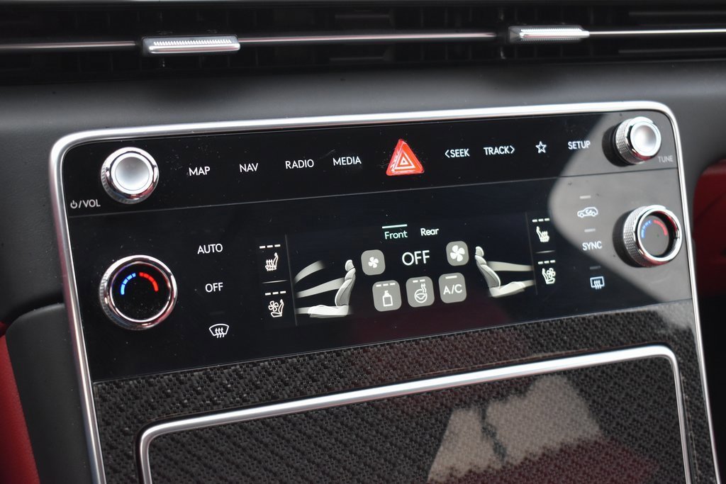 Used 2025 Genesis GV80 3.5T e-SC image 12