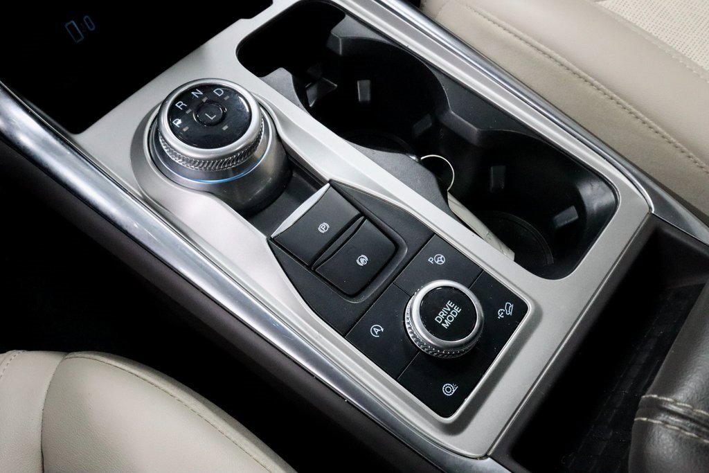 Certified 2023 Ford Explorer Platinum w/ Class IV Trailer Tow Package image 35