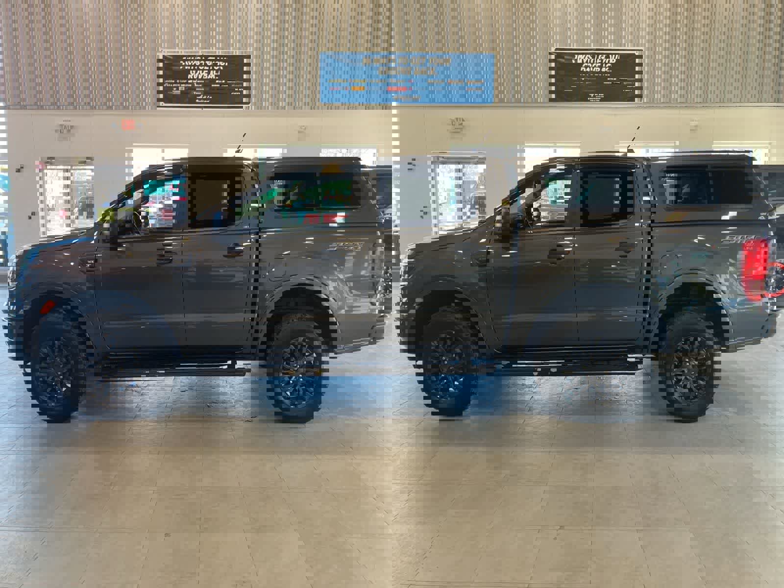 Certified 2019 Ford Ranger XLT w/ Equipment Group 302A Luxury video 2