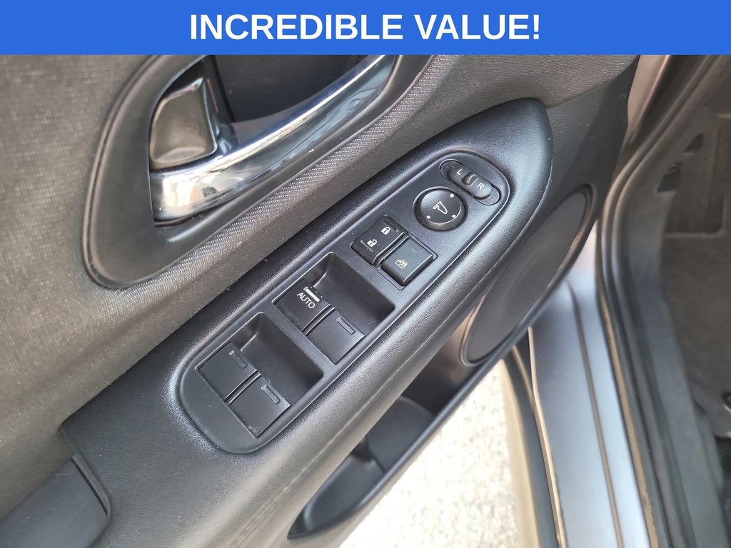 Used 2021 Honda HR-V LX image 11