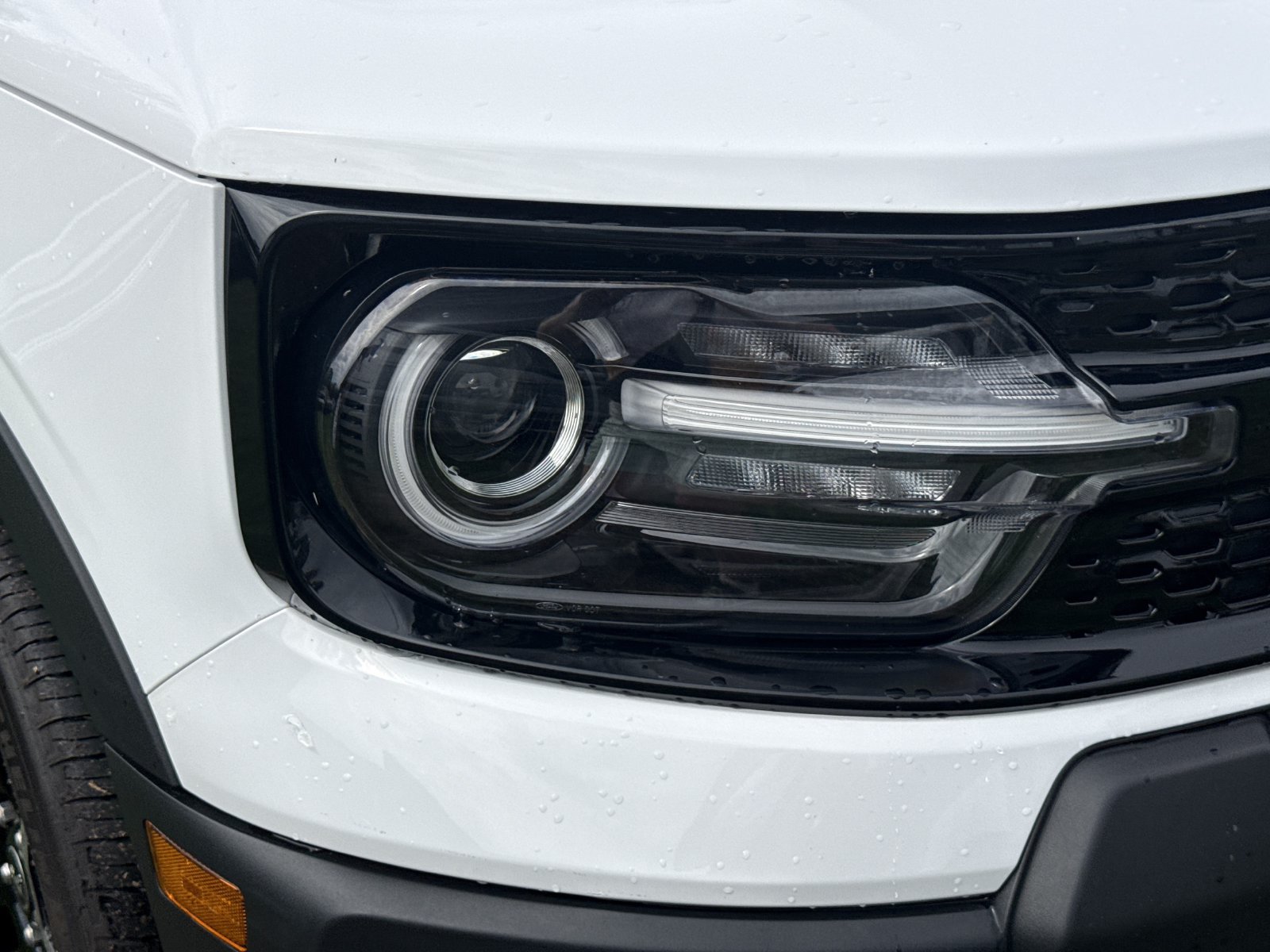 Certified 2025 Ford Bronco Sport Outer Banks w/ Outer Banks Tech Package+ AWD/4WD image 11