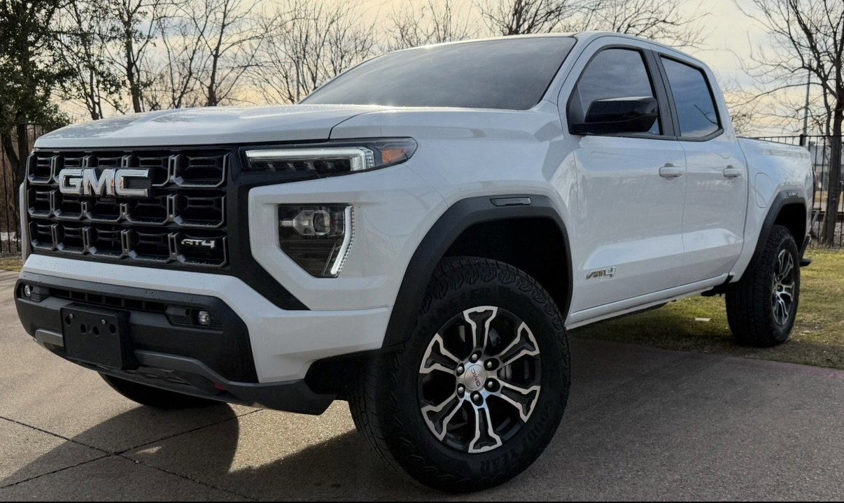 Used 2025 GMC Canyon AT4 w/ AT4 Premium Package video 2