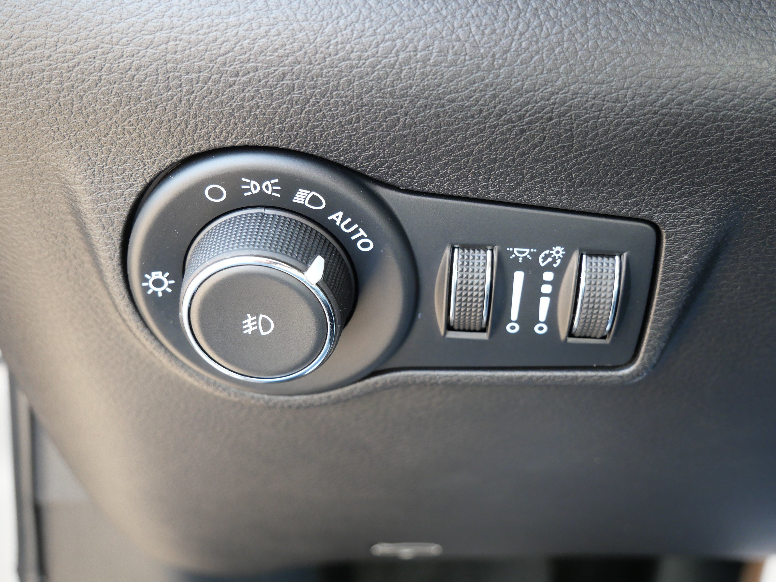 Used 2023 Jeep Compass Trailhawk AWD/4WD image 26