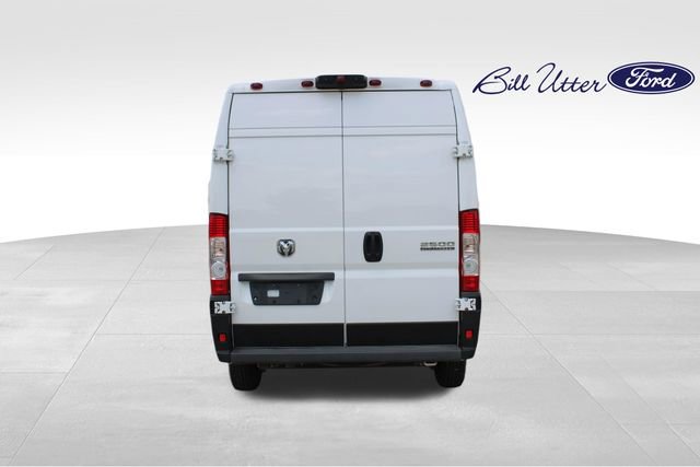 Used 2024 RAM ProMaster 2500 w/ Convenience Group FWD image 6