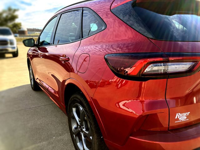 Certified 2023 Ford Escape ST-Line w/ Tech Pack #1 image 5