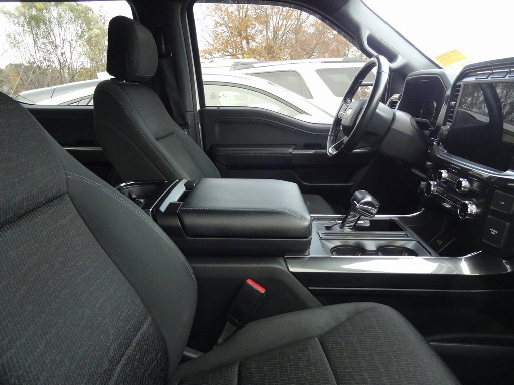 Certified 2021 Ford F150 XLT w/ Equipment Group 302A High image 10