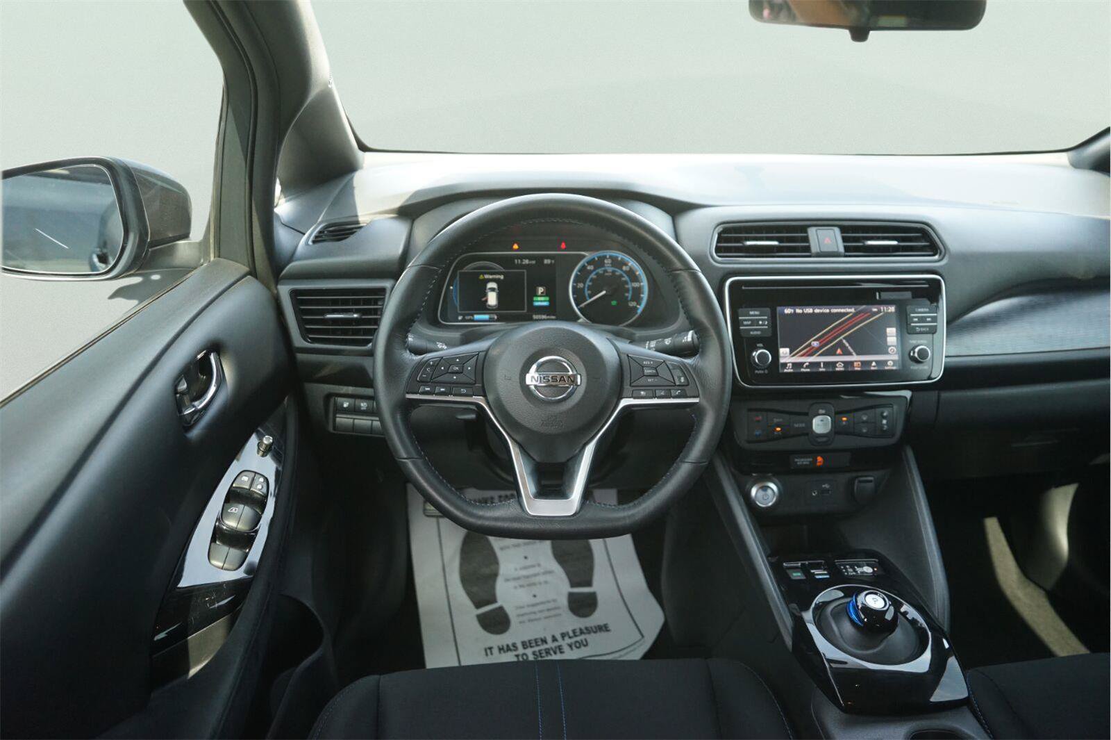 Used 2018 Nissan Leaf SV FWD image 21