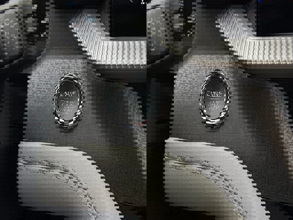 Certified 2025 Ford Explorer Platinum w/ Ultimate Package image 41