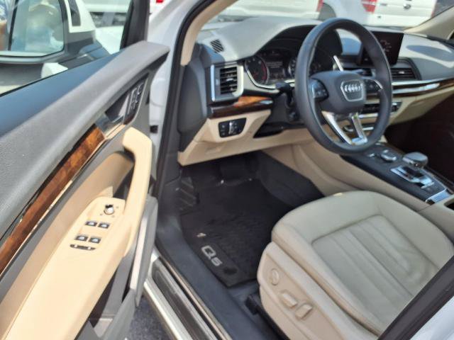 Used 2019 Audi Q5 2.0T Premium w/ Convenience Package AWD/4WD image 6