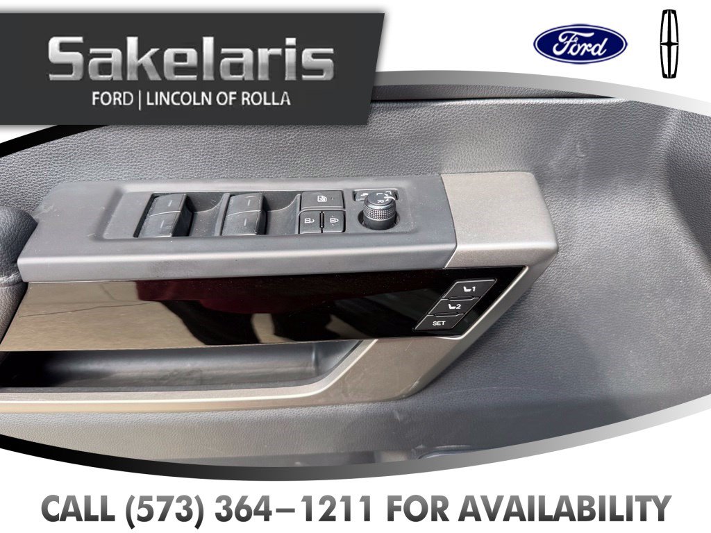 Used 2024 Toyota Sequoia Limited w/ Tow Technology Package AWD/4WD image 11