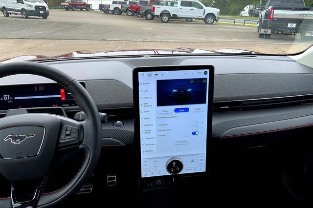 Certified 2025 Ford Mustang Mach-E Premium w/ Sport Appearance Package AWD/4WD image 5