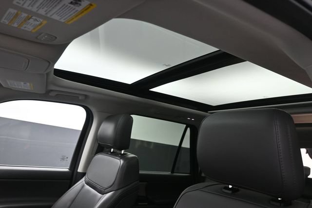Certified 2025 Ford Expedition Active AWD/4WD image 18